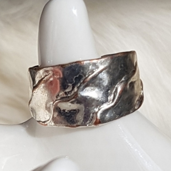 ⚒️ Hammered Metal Ring - Picture 2 of 7